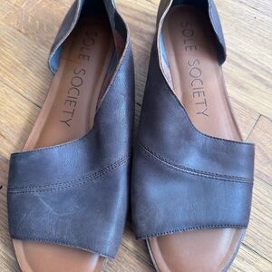 Women cute flats never worn, in-pulse buy!